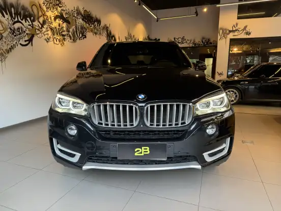 BMW-X5-4.4 V8 TURBO GASOLINA XDRIVE50I SECURITY AUTOMÁTICO BMW-X5-2013