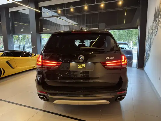 BMW-X5-4.4 V8 TURBO GASOLINA XDRIVE50I SECURITY AUTOMÁTICO BMW-X5-2013