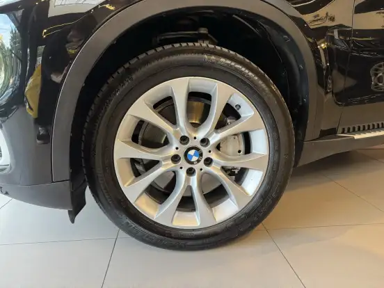 BMW-X5-4.4 V8 TURBO GASOLINA XDRIVE50I SECURITY AUTOMÁTICO BMW-X5-2013