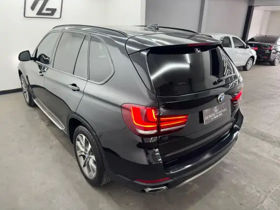 BMW-X5-4.4 V8 TURBO GASOLINA XDRIVE50I SECURITY AUTOMÁTICO BMW-X5-2015