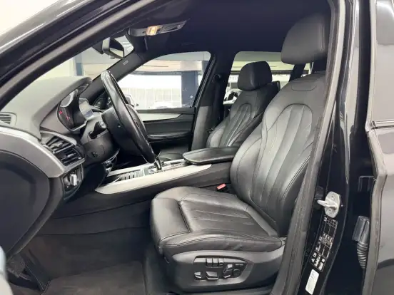 BMW-X5-4.4 V8 TURBO GASOLINA XDRIVE50I SECURITY AUTOMÁTICO BMW-X5-2015