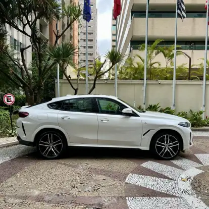 BMW-X6-2024