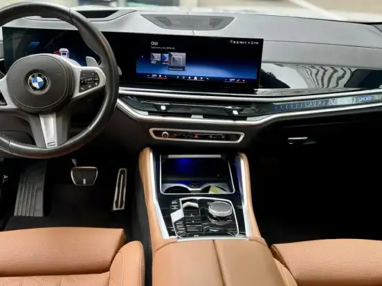 BMW-X6-3.0 TWINPOWER GASOLINA XDRIVE40I M SPORT AUTOMÁTICO BMW-X6-2024