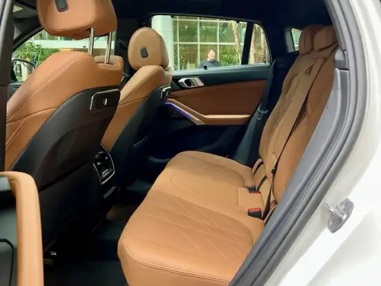 BMW-X6-3.0 TWINPOWER GASOLINA XDRIVE40I M SPORT AUTOMÁTICO BMW-X6-2024