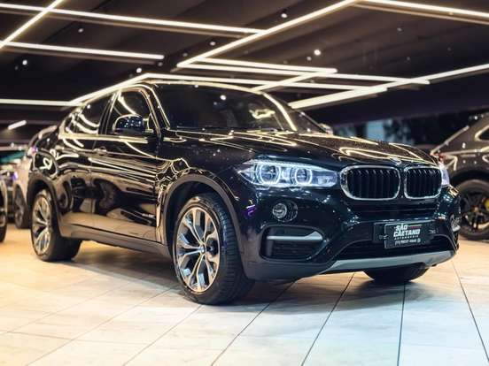 BMW-X6-3.0 35I 4X4 COUPÉ 6 CILINDROS 24V GASOLINA 4P AUTOMÁTICO BMW-X6-2015