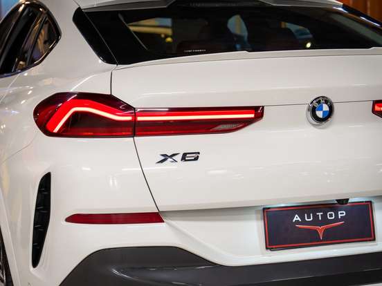 BMW-X6-3.0 TWINPOWER GASOLINA XDRIVE40I M SPORT AUTOMÁTICO BMW-X6-2021