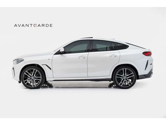 BMW-X6-2022