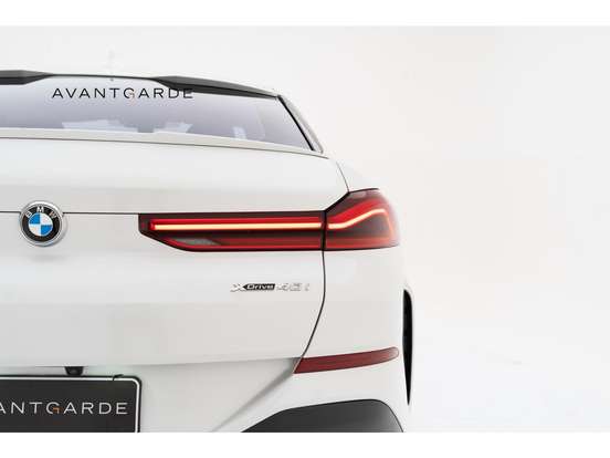 BMW-X6-2022