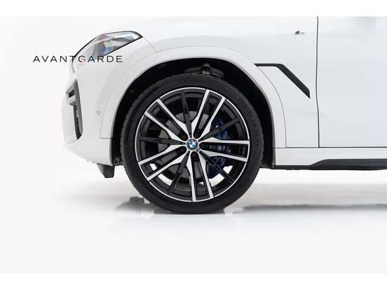 BMW-X6-2022