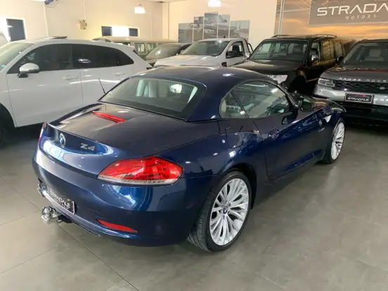 BMW-Z4-2.5 I6 GASOLINA SDRIVE23I AUTOMÁTICO BMW-Z4-2011
