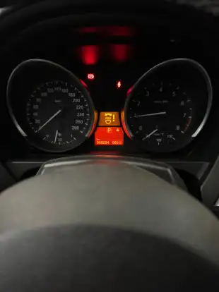 BMW-Z4-2.5 I6 GASOLINA SDRIVE23I AUTOMÁTICO BMW-Z4-2009