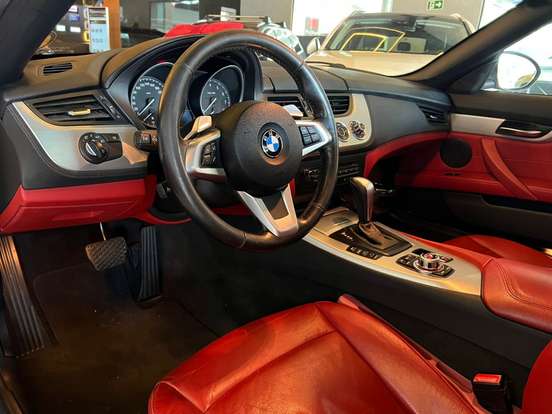 BMW-Z4-2.5 I6 GASOLINA SDRIVE23I AUTOMÁTICO BMW-Z4-2011