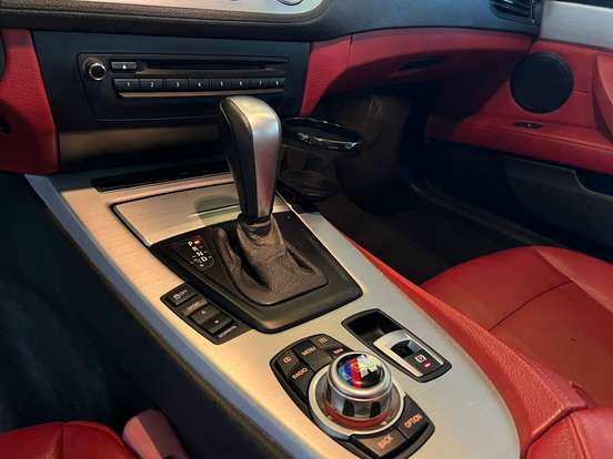 BMW-Z4-2.5 I6 GASOLINA SDRIVE23I AUTOMÁTICO BMW-Z4-2011