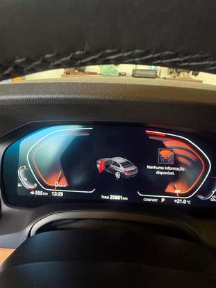 BMW-320i-2020