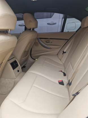 BMW-320i-2018