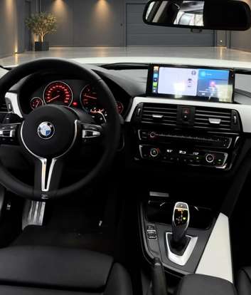 BMW-320i-2015