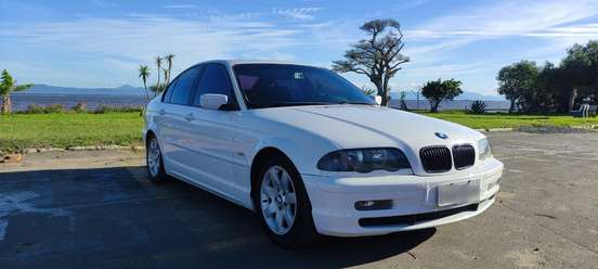 BMW-328i-2.8 EXCLUSIVE SEDAN 24V GASOLINA 4P MANUAL BMW-328i-1998
