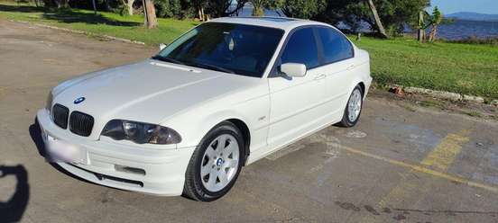 BMW-328i-1998
