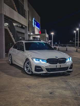 BMW-330i-2019