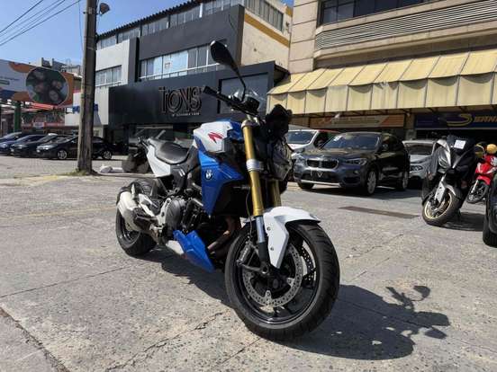 BMW-F 900 R SPORT PLUS-2023