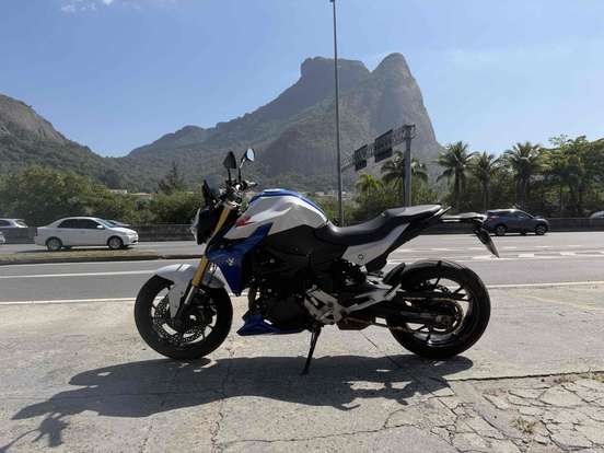 BMW-F 900 R SPORT PLUS-2023