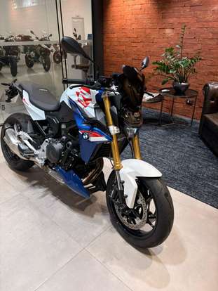 BMW-F 900 R SPORT PLUS-2024