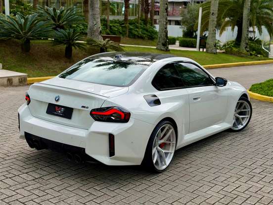 BMW-M2-2024