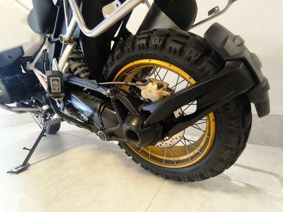 BMW-R 1250 GS ADVENTURE PREMIUM RALLYE BMW-R 1250 GS ADVENTURE PREMIUM RALLYE-2021