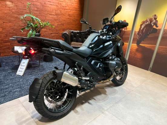 BMW-R 1300 GS TRIPLE BLACK BMW-R 1300 GS TRIPLE BLACK-2025