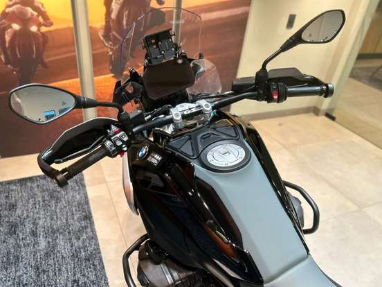BMW-R 1300 GS TRIPLE BLACK BMW-R 1300 GS TRIPLE BLACK-2024