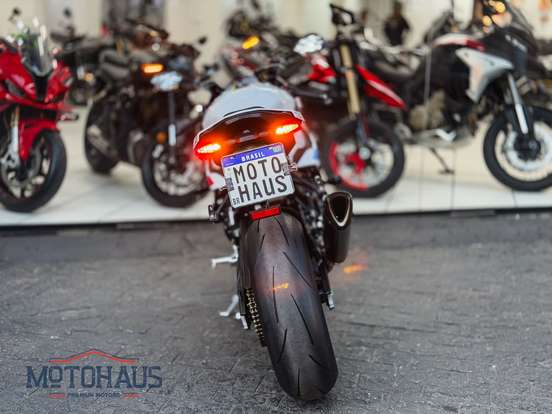 BMW-S 1000 RR-2024