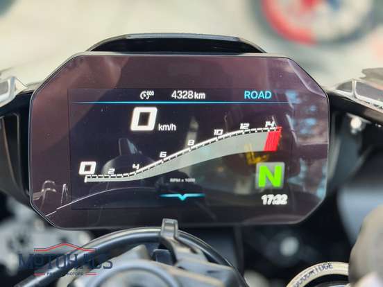 BMW-S 1000 RR-2024