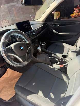 BMW-X1-2011