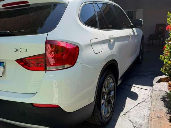 BMW-X1-2.0 16V GASOLINA SDRIVE18I 4P AUTOMÁTICO BMW-X1-2011