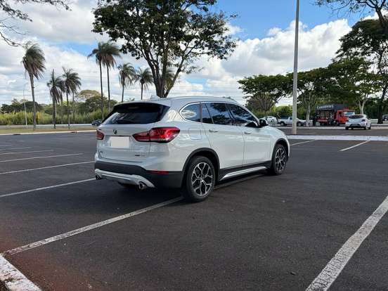 BMW-X1-2.0 16V TURBO ACTIVEFLEX SDRIVE20I GP 4P AUTOMÁTICO BMW-X1-2021