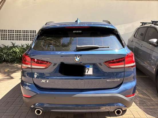 BMW-X1-2.0 16V TURBO ACTIVEFLEX SDRIVE20I X-LINE 4P AUTOMÁTICO BMW-X1-2022