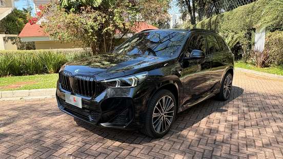 BMW-X1-2023