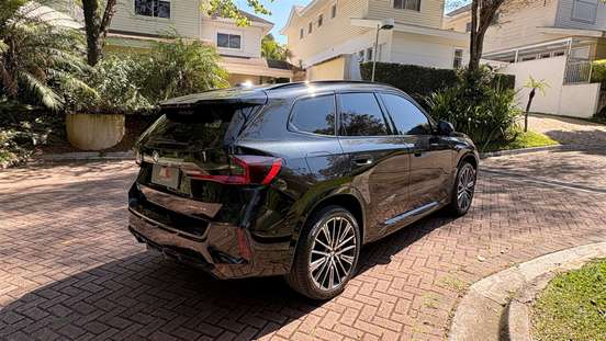 BMW-X1-2023