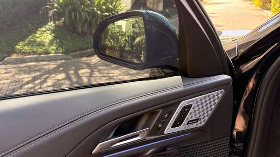 BMW-X1-2023