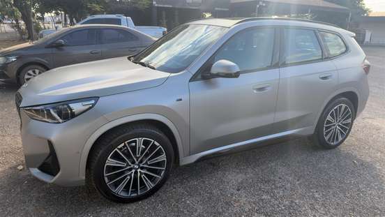 BMW-X1-2024