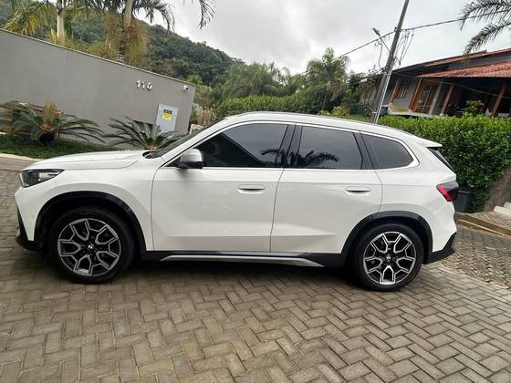 BMW X1 2.0 16V TURBO GASOLINA SDRIVE20I X-LINE STEPTRONIC