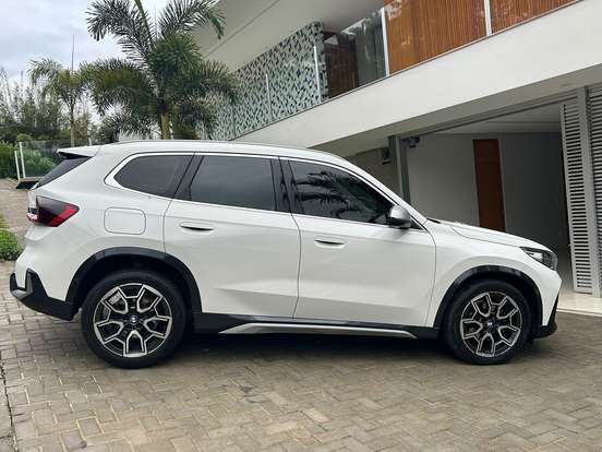 BMW-X1-2024