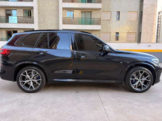 BMW-X5-2020