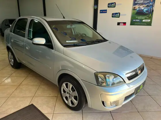 CHEVROLET CORSA 1.4 MPFI PREMIUM SEDAN 8V FLEX 4P MANUAL