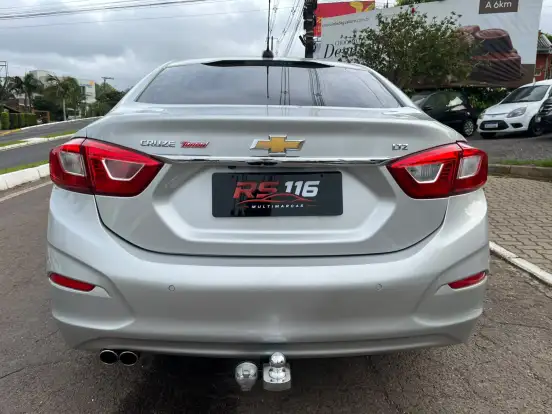 CHEVROLET-CRUZE-2017