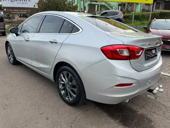 CHEVROLET-CRUZE-2017