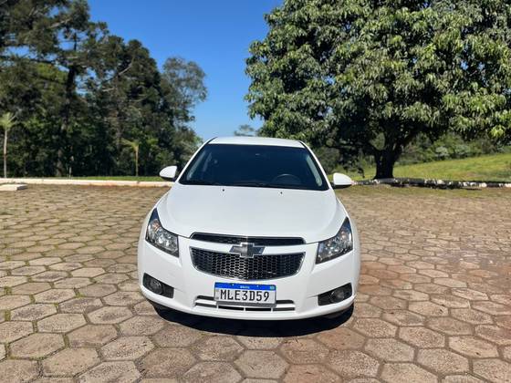 CHEVROLET CRUZE 1.8 LT 16V FLEX 4P MANUAL