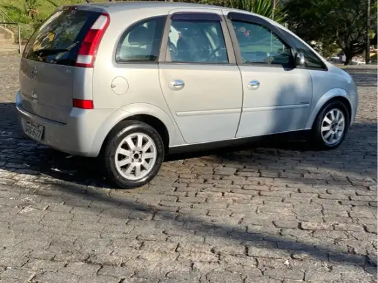 CHEVROLET-MERIVA-1.8 MPFI CD 8V GASOLINA 4P MANUAL CHEVROLET-MERIVA-2002