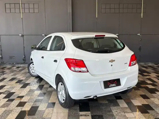 CHEVROLET-ONIX-1.0 MPFI JOY 8V FLEX 4P MANUAL CHEVROLET-ONIX-2016