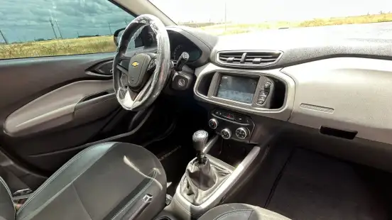 CHEVROLET-ONIX-2019